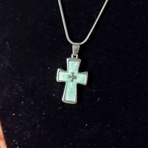 - Unique statement necklace NWOT! (G45)